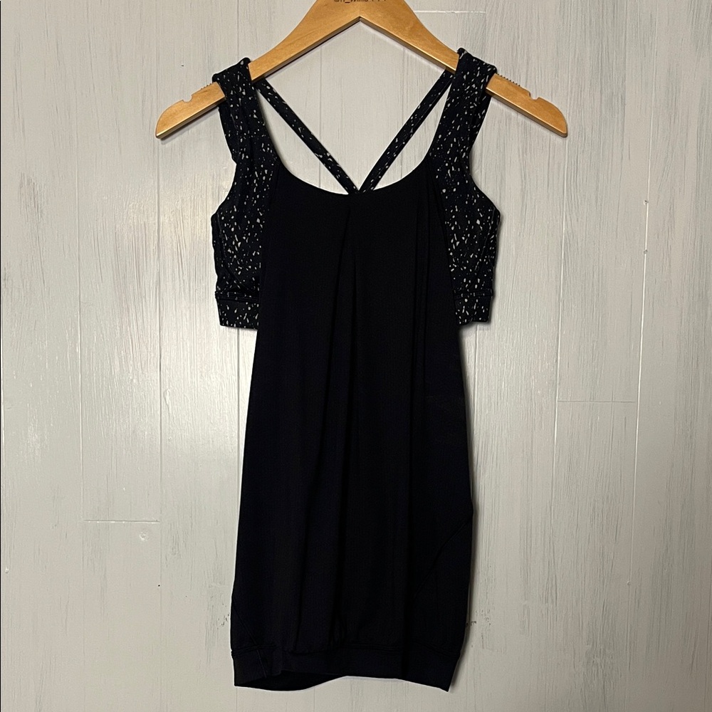 Lululemon Nouveau Limits Tank‎ Black Butterfly Texture Top Size 6 - Picture 4 of 9